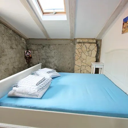 Kolenicka 2 Apartman *